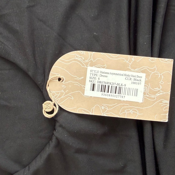 Marianne Asymmetrical Slinky Maxi - Picture 3 of 4